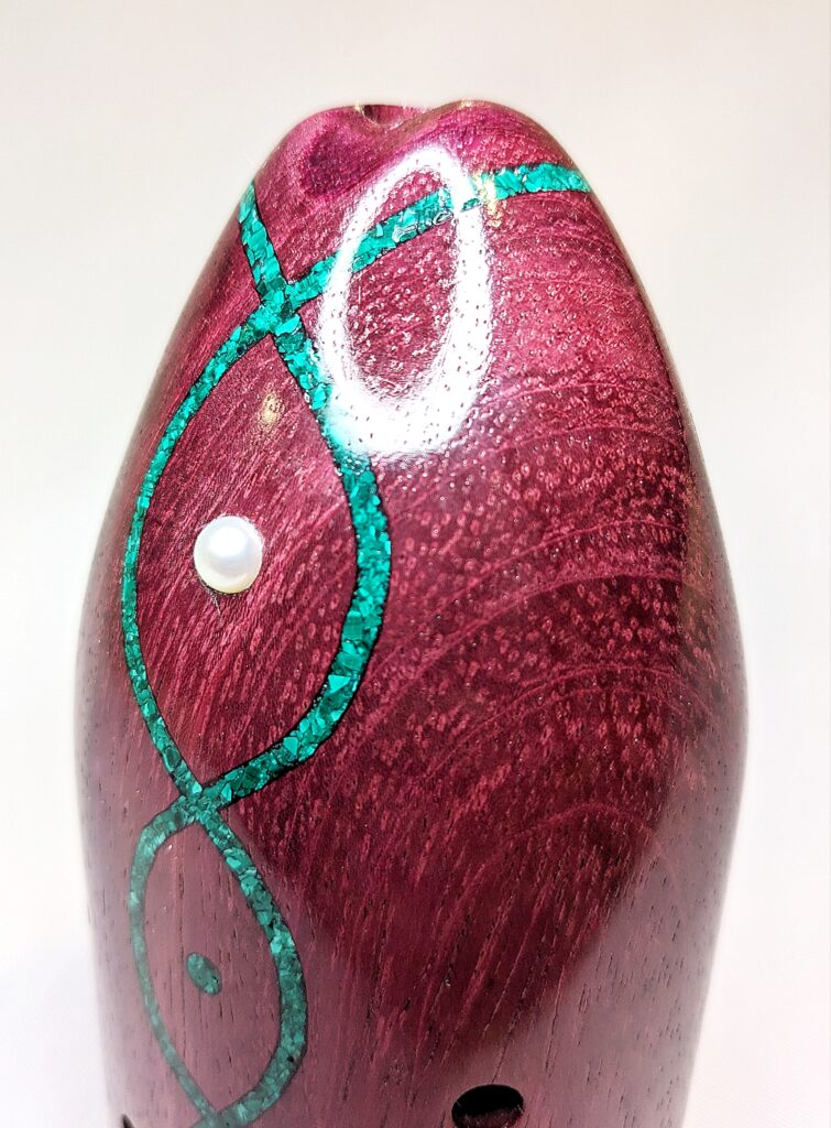 Wooden Bass Xun - Figured Purpleheart, Malachite, Akoya Pearl - Close-Up