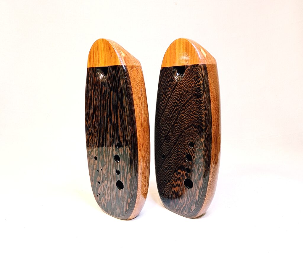 Tenor Eb4 Ocarina Set - Ribbon Stripe Sapele, Wenge, Aromatic Cedar - Side 1