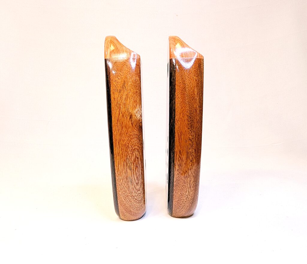 Tenor Eb4 Ocarina Set - Ribbon Stripe Sapele, Wenge, Aromatic Cedar - Side 2