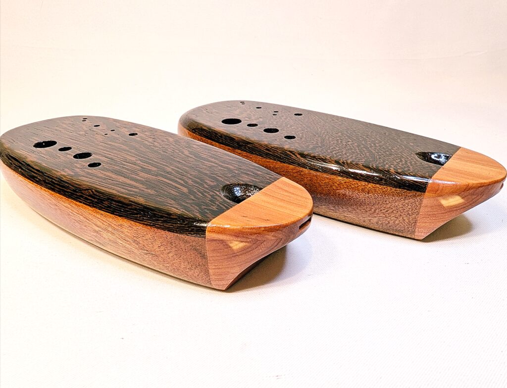 Tenor Eb4 Ocarina Set - Ribbon Stripe Sapele, Wenge, Aromatic Cedar - Side 4