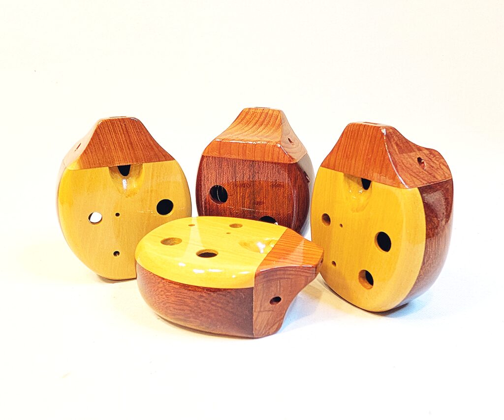 Custom Soprano E5 Pendant Ocarina Set - Bloodwood, Yellowheart, Cedar - Side 5