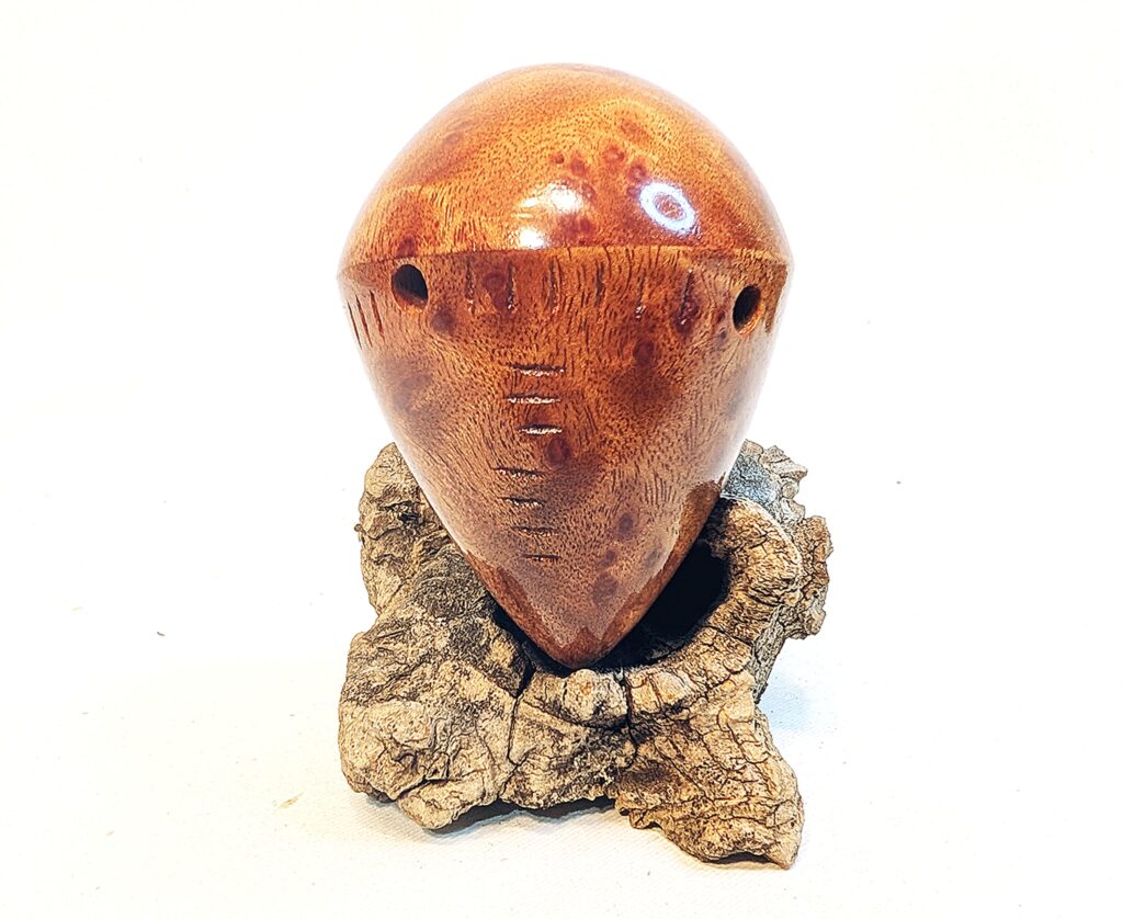 Runik Ocarina Historical Replica - Camphor Burl 2